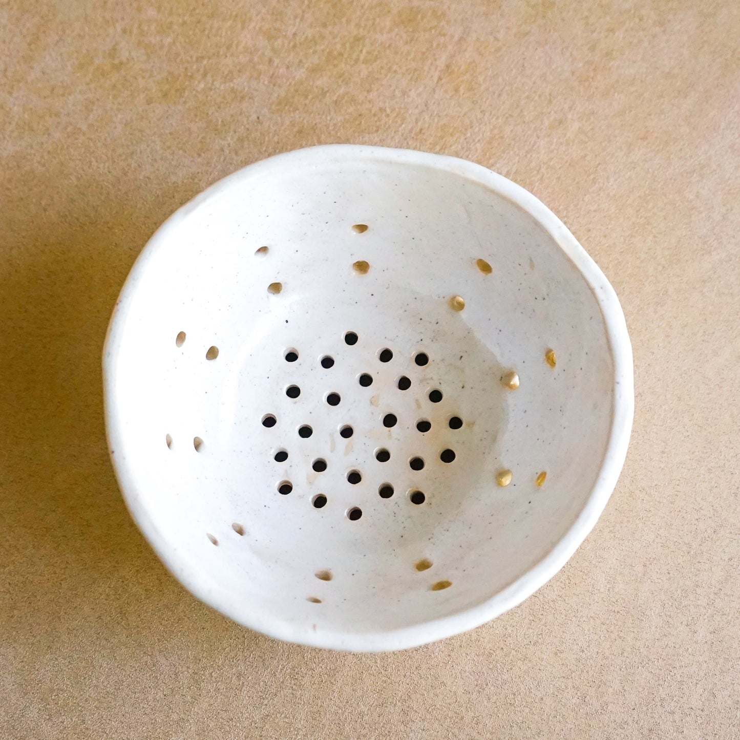 The Glossy White + Walnut Colander