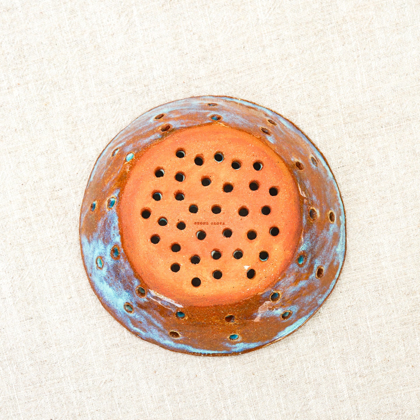 The Santa Fe + Aqua Colander