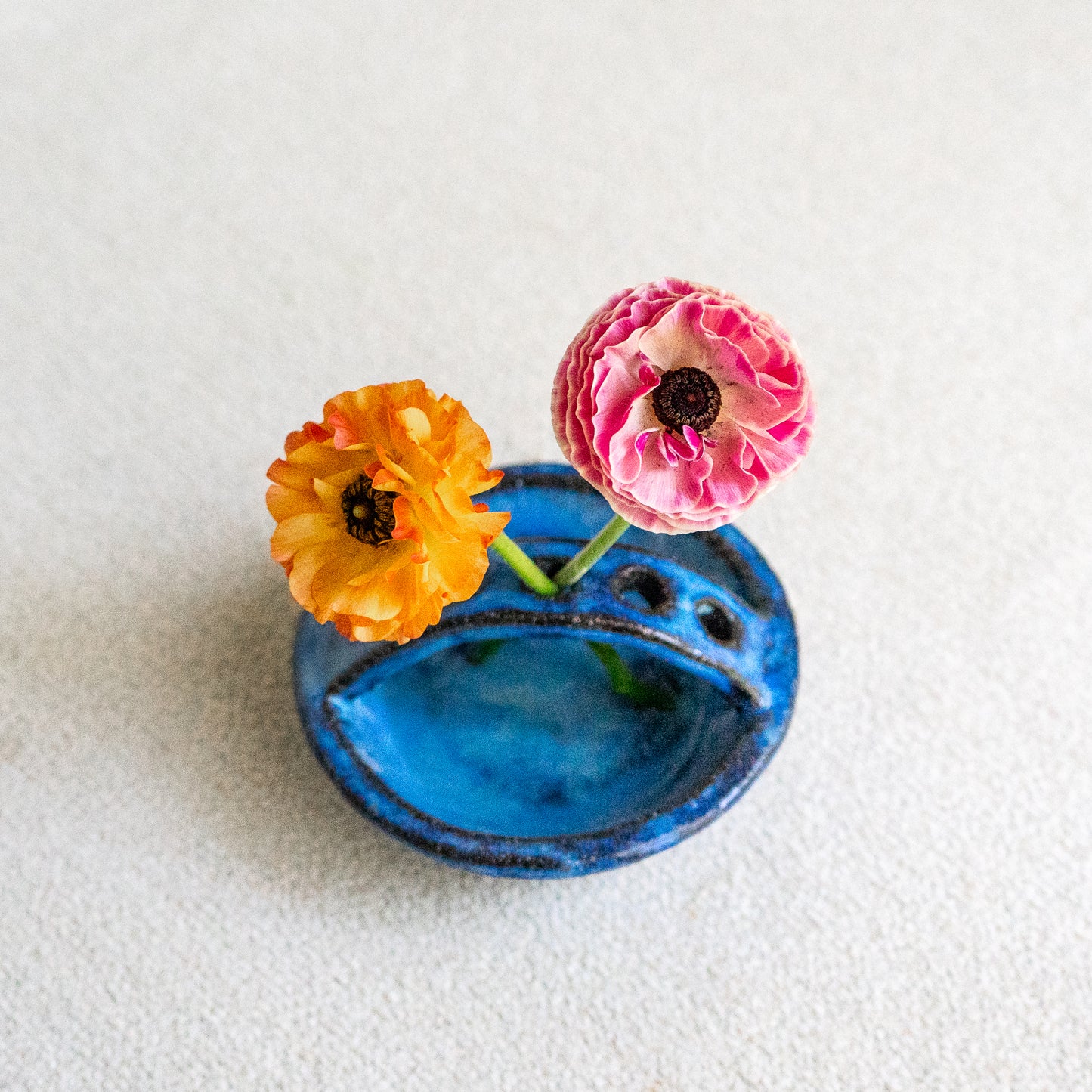 Dark Horse Rainbow Vase